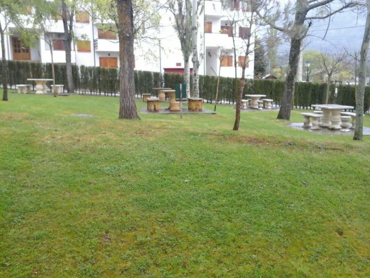 Apartamento Modesto En Las Montanas Del Pirineo Aragones En Alquiler Altruista Economico Villanúa Εξωτερικό φωτογραφία